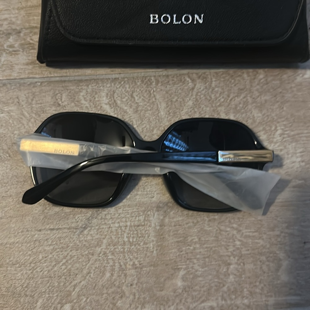 BOLON - Picture 4 of 9